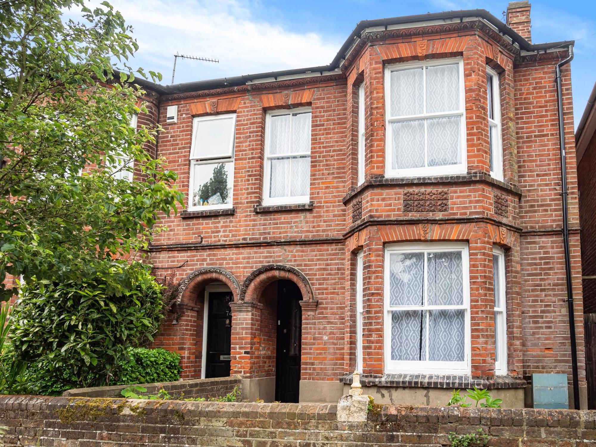 Luxe 5 Beds House, Essex Apartment
