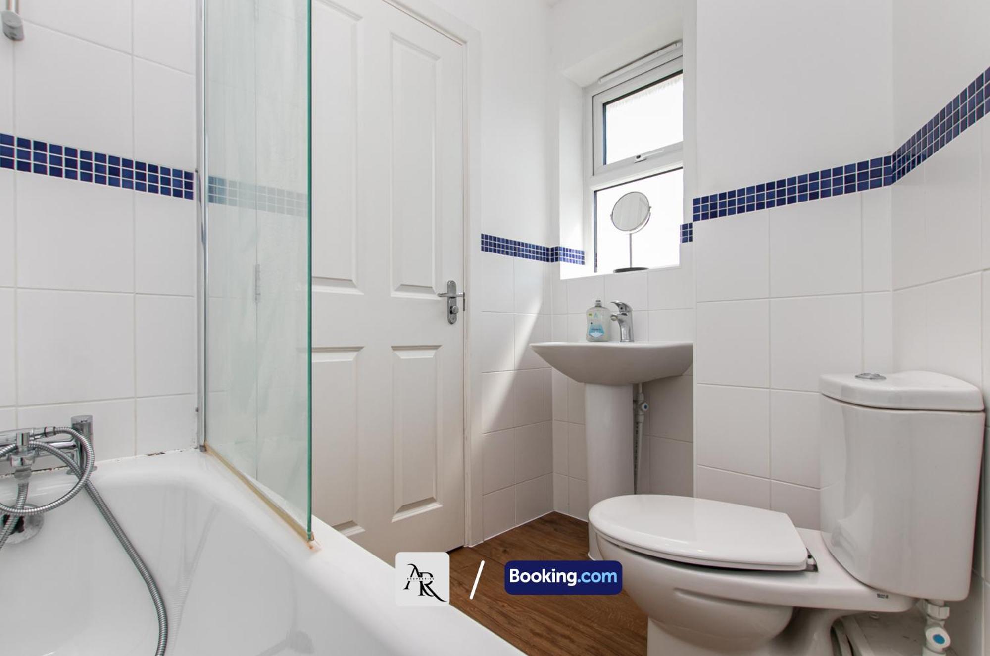 Stylish House By Ar Short Lets & Serviced Colchester