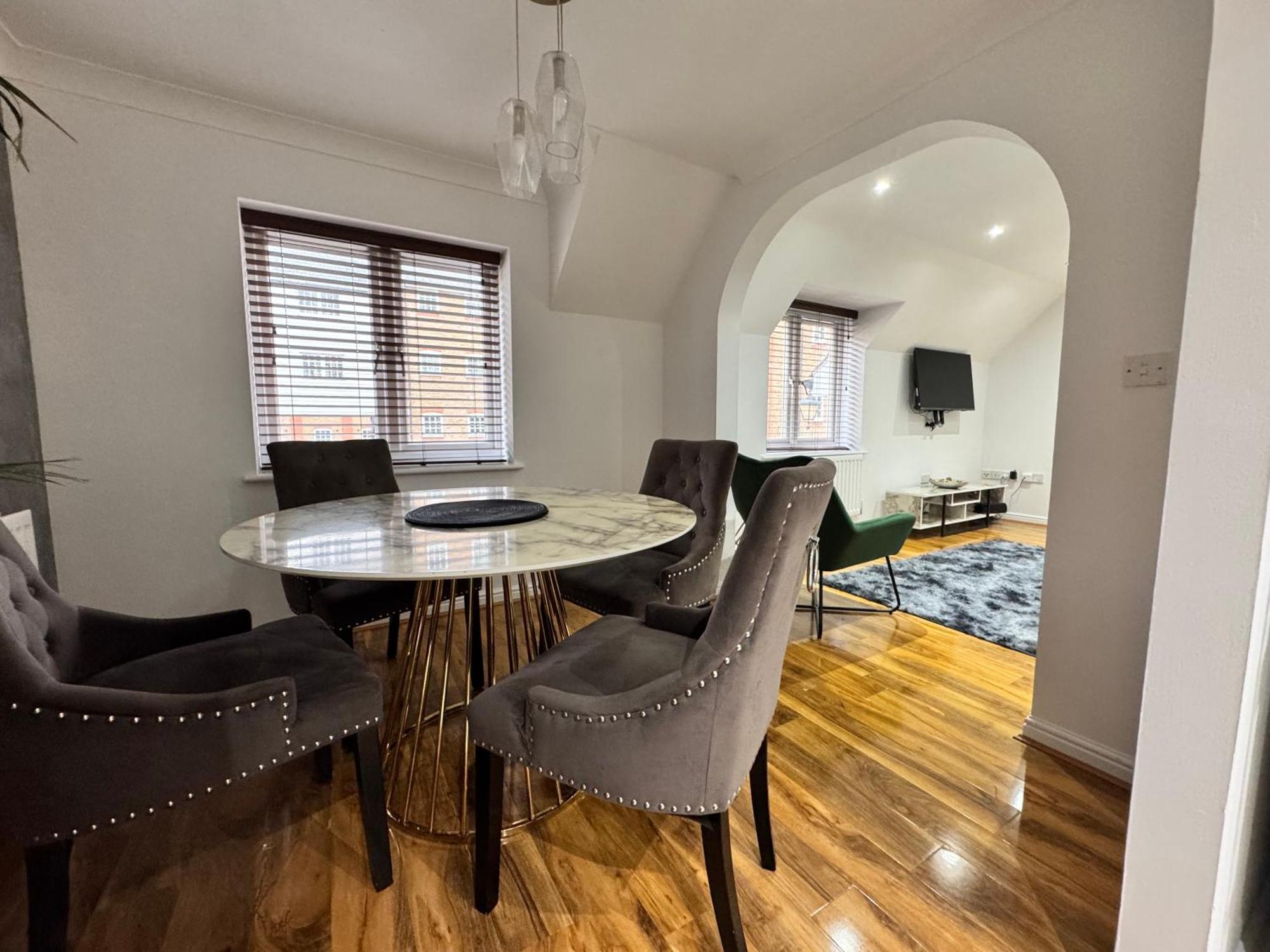 Apartment A Luxurious Coach House