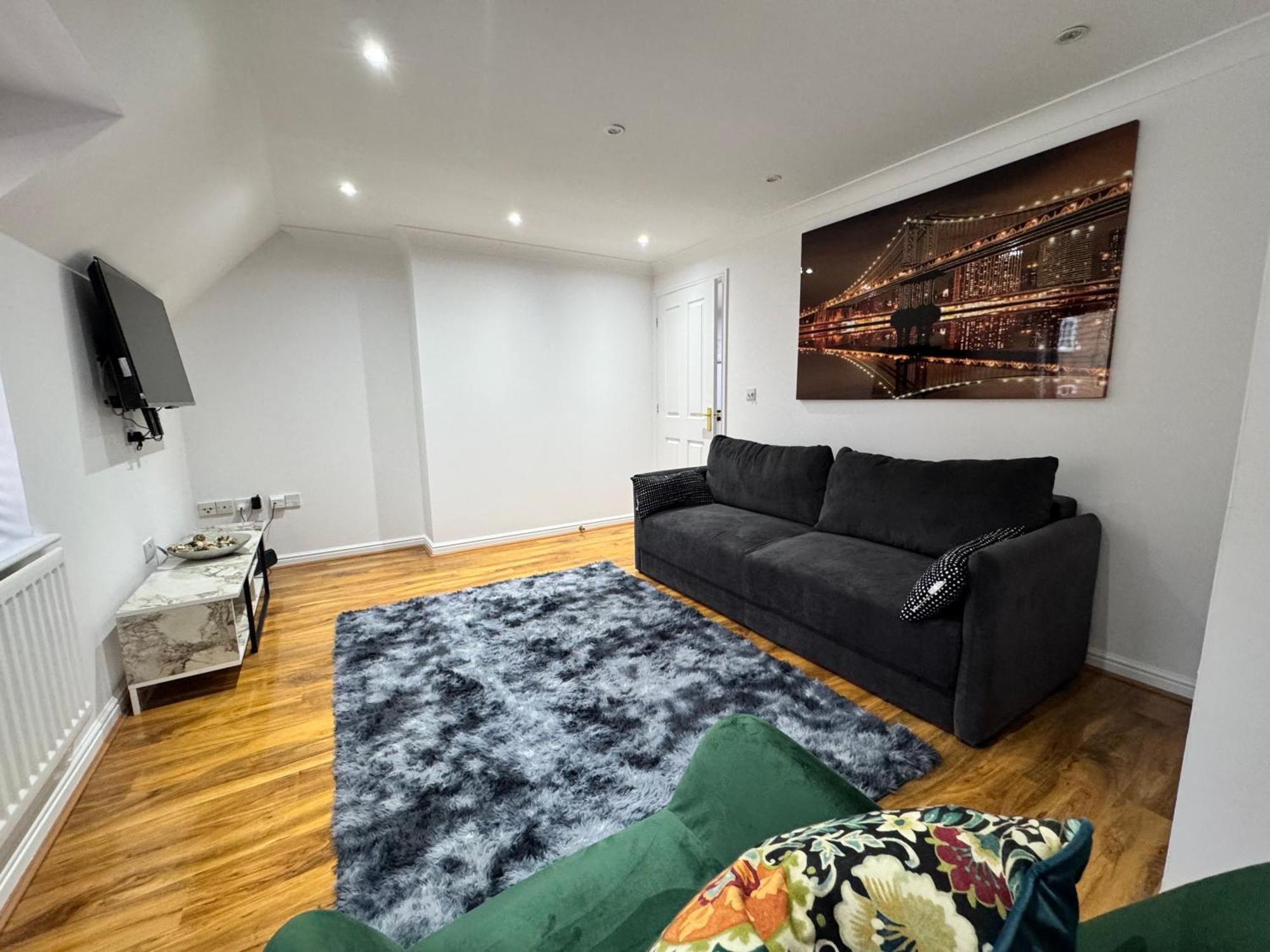 Apartment A Luxurious Coach House *