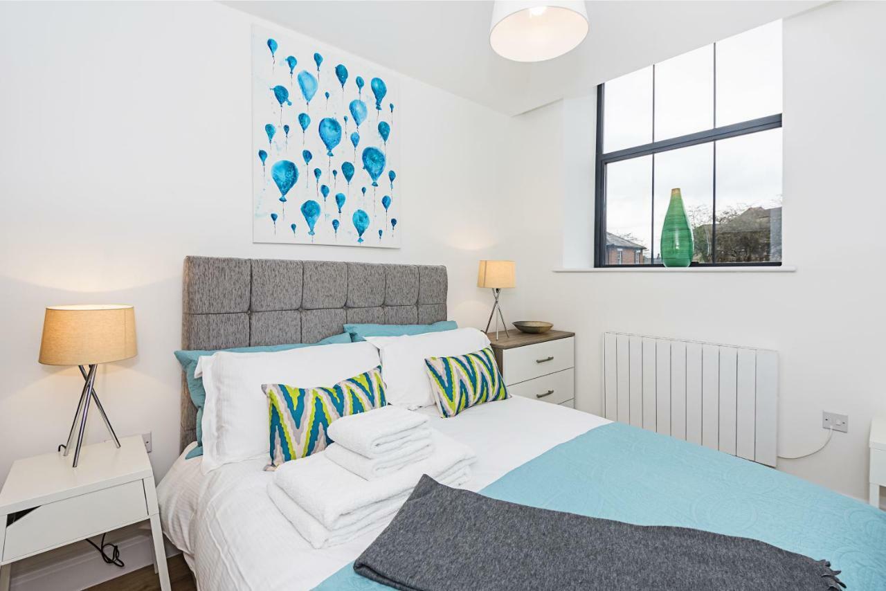 Corporate Accommodation, Contractor Housing & Leisure Stays At Abbeygate One Apartment *